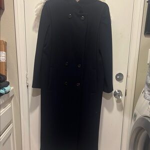 Chic navy blue Double-Breasted women’s Donny Brook heavy warm wool Coat size 8.